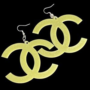 Streetwear Fashion Army Green Dangle Earrings